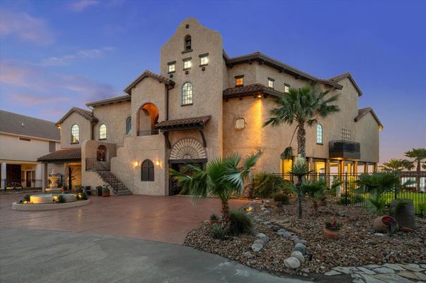 Backyard, Exterior, Facade, Mediterranean
