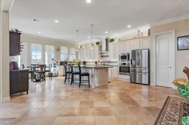 Dining room, Interior, Kitchen, Pendant Lights, Recessed Lighting, Stainless Steel Appliances