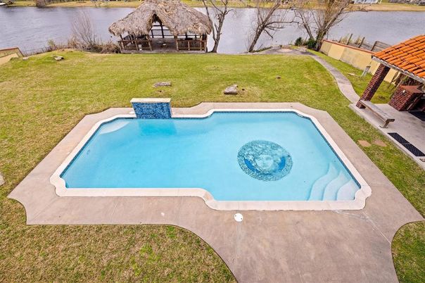 Exterior, Pool, Water