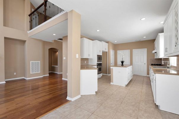 Interior, Kitchen, Recessed Lighting, Wood Texture Flooring