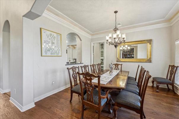 Chandelier, Dining room, Interior, Wood Texture Flooring