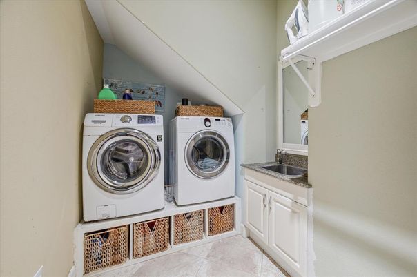 Interior, Washer