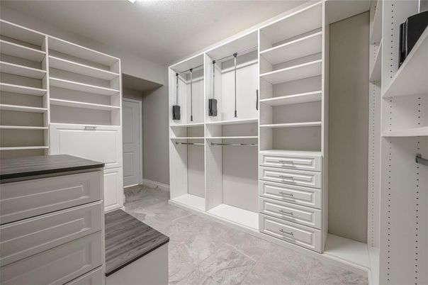 Interior, Walk-in Closets