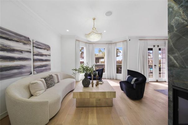 Interior, Living room, Pendant Lights, Recessed Lighting, Wood Texture Flooring