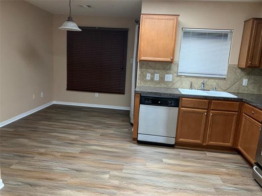 Interior, Kitchen, Pendant Lights, Wood Texture Flooring