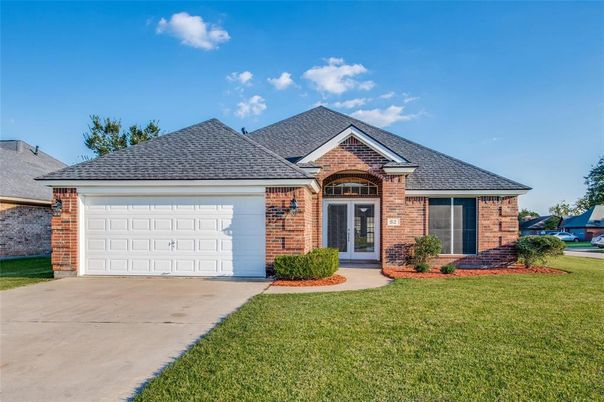 Attached, Exterior, Facade, Brick Facade, Brick Traditional