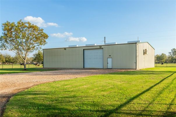 Backyard, Detached Garage, Exterior