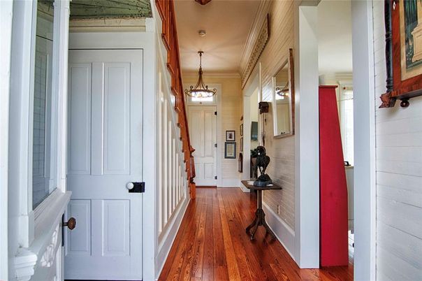 Interior, Pendant Lights, Wood Texture Flooring
