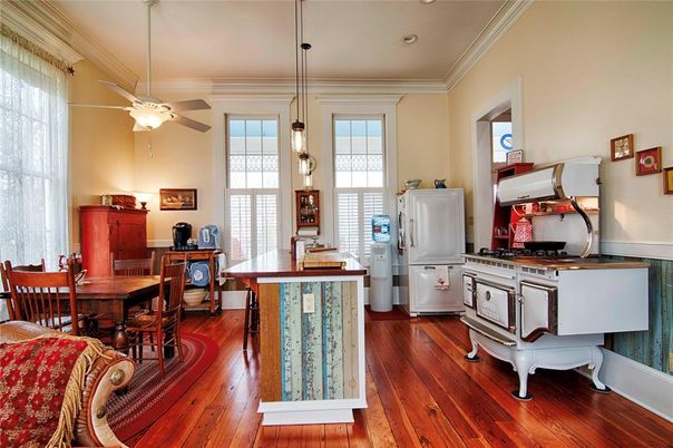 Dining room, Interior, Kitchen, Pendant Lights, Wood Texture Flooring