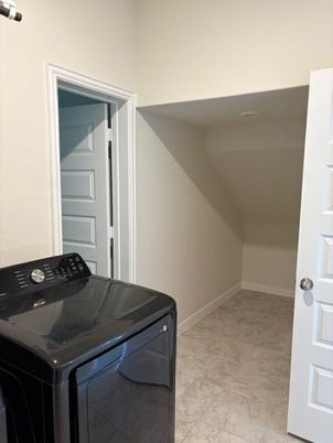 Interior, Washer