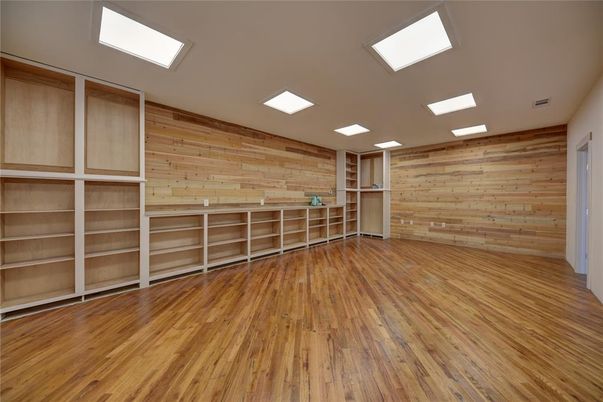 Empty room, Interior, Recessed Lighting, Wood Texture Flooring, Wooden Walls
