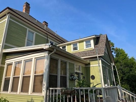 Exterior, Facade, Queen Anne Victorian