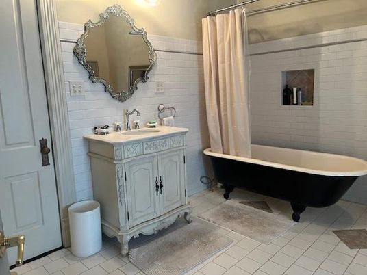 Bathroom, Free Standing Baths, Interior