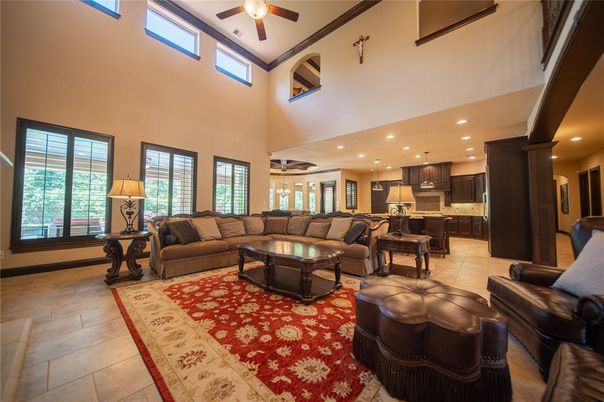 Interior, Kitchen, Living room, Pendant Lights, Recessed Lighting