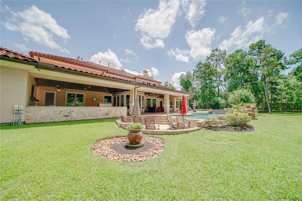 Backyard, Exterior, Pool