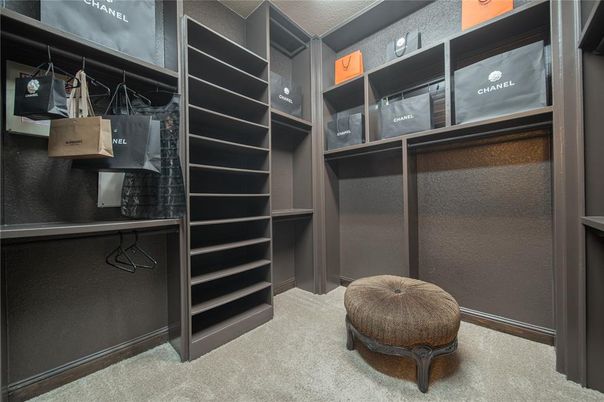 Interior, Walk-in Closets