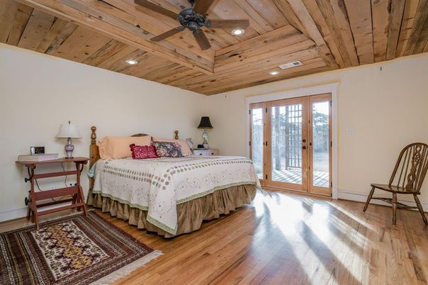 Bedroom, Interior, Recessed Lighting, Wooden Beams, Wooden Ceilings, Wood Texture Flooring