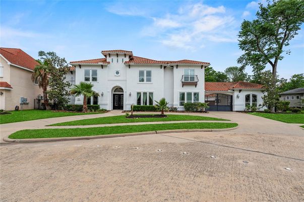 Attached, Backyard, Exterior, Facade, Spanish Mediterranean