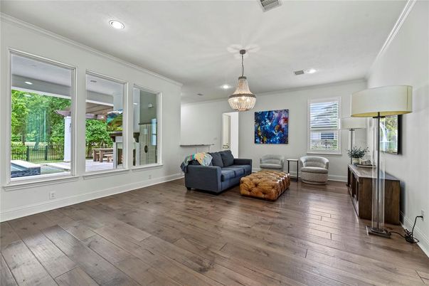 Interior, Living room, Pendant Lights, Recessed Lighting, Wood Texture Flooring