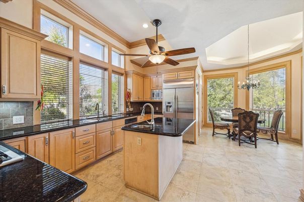 Chandelier, Dining room, Interior, Kitchen, Recessed Lighting, Stainless Steel Appliances