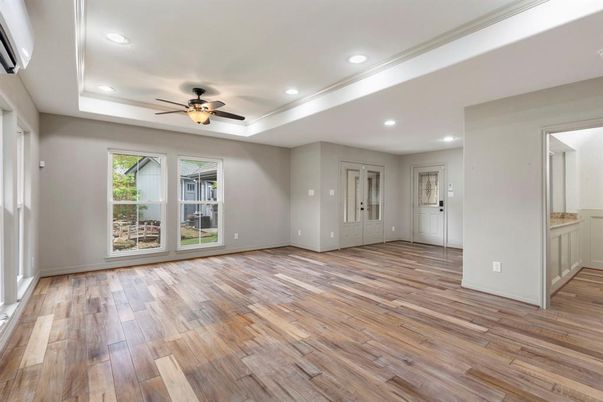 Empty room, Interior, Recessed Lighting, Wood Texture Flooring