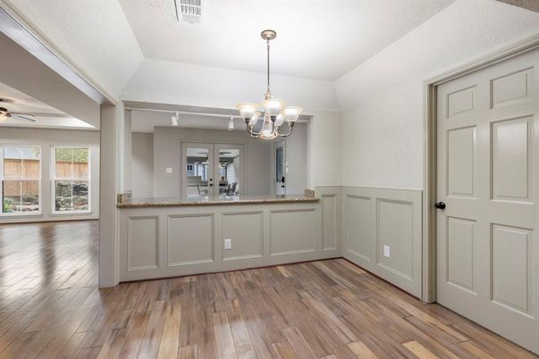 Chandelier, Empty room, Interior, Wood Texture Flooring