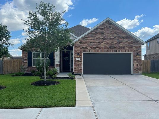 Attached, Exterior, Facade, Brick Facade, Brick Traditional