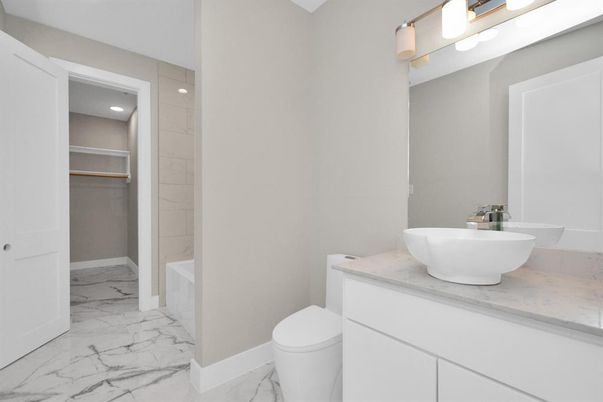 Bathroom, Interior, Marble, Recessed Lighting, Walk-in Closets