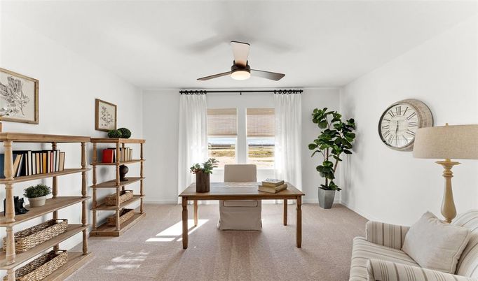 Home Office, Interior