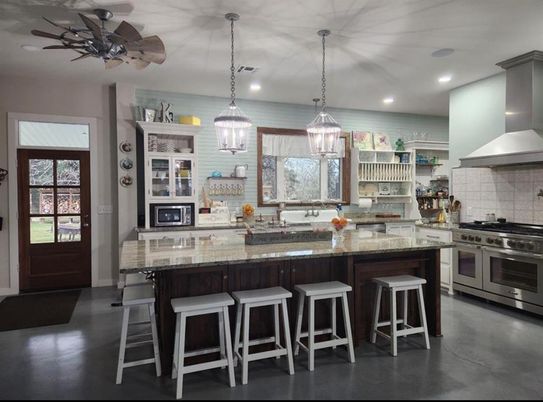 Interior, Kitchen, Pendant Lights, Recessed Lighting, Stainless Steel Appliances