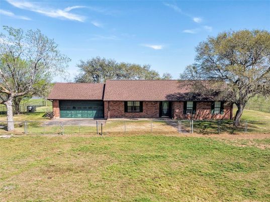 Attached, Backyard, Exterior, Facade, Brick Facade, Ranch