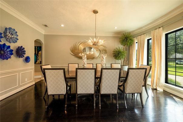 Dining room, Interior, Pendant Lights, Recessed Lighting, Wood Texture Flooring