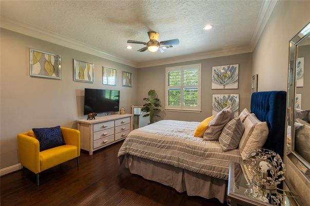 Bedroom, Interior, Recessed Lighting, Wood Texture Flooring