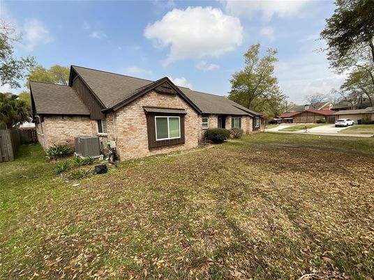 Backyard, Exterior, Facade, Brick Facade, Tudor Revival