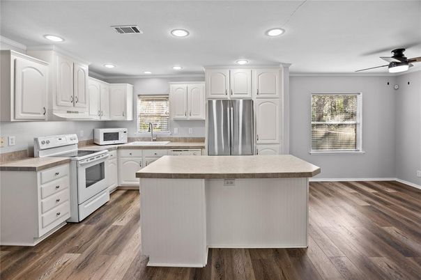 Interior, Kitchen, Recessed Lighting, Wood Texture Flooring