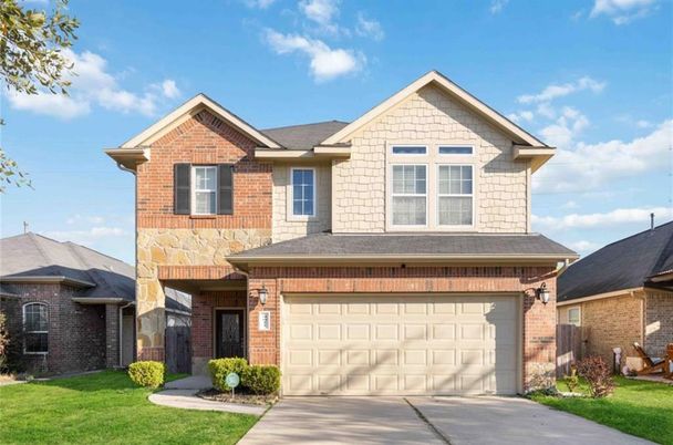 Attached, Exterior, Facade, Brick Facade, Brick Traditional
