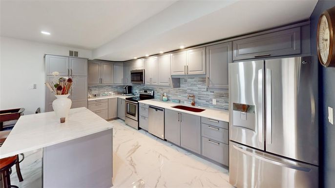 Interior, Kitchen, Marble, Recessed Lighting, Stainless Steel Appliances