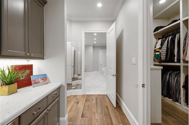 Interior, Marble, Recessed Lighting, Walk-in Closets, Wood Texture Flooring