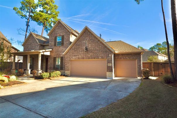 Attached, Exterior, Facade, Brick Facade, Brick Traditional
