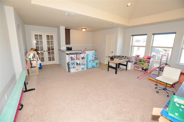 Game Room, Interior, Recessed Lighting
