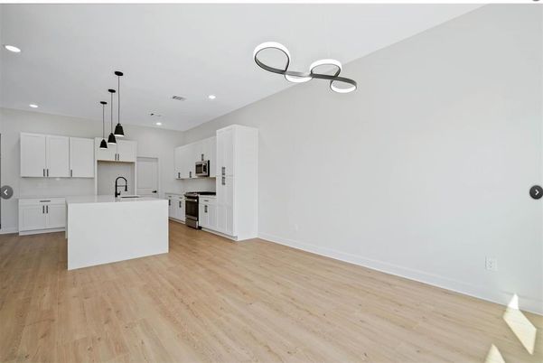 Interior, Kitchen, Pendant Lights, Recessed Lighting, Wood Texture Flooring