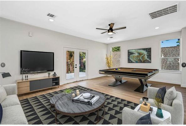 Billiard Table, Game Room, Interior, Living room, Recessed Lighting, Wood Texture Flooring