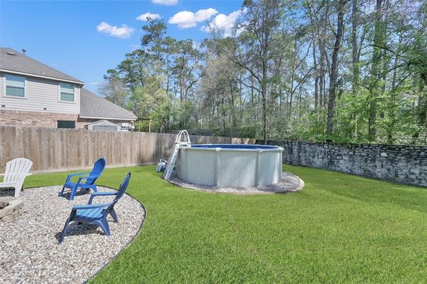 Backyard, Exterior, Pool