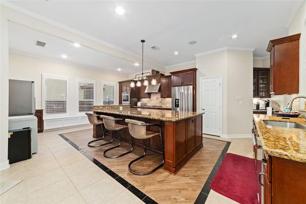 Interior, Kitchen, Pendant Lights, Recessed Lighting, Stainless Steel Appliances