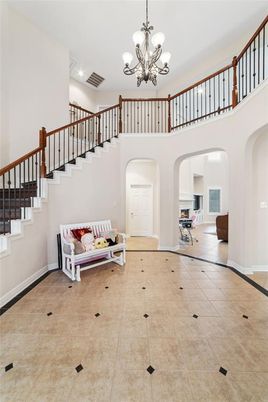 Chandelier, Interior