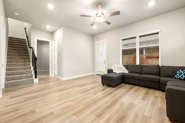 Interior, Living room, Recessed Lighting, Wood Texture Flooring