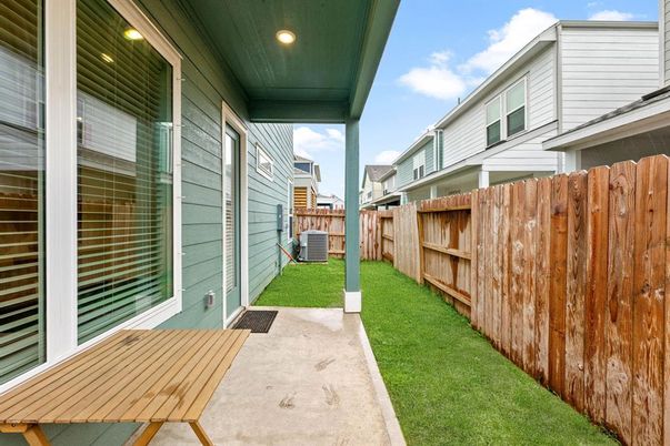 Backyard, Exterior