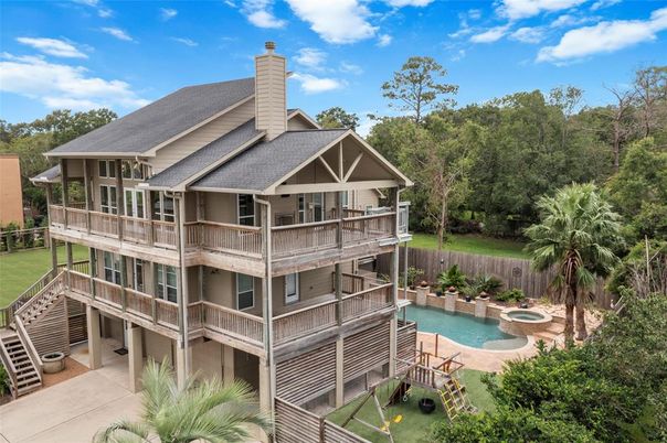 Backyard, Exterior, Pool