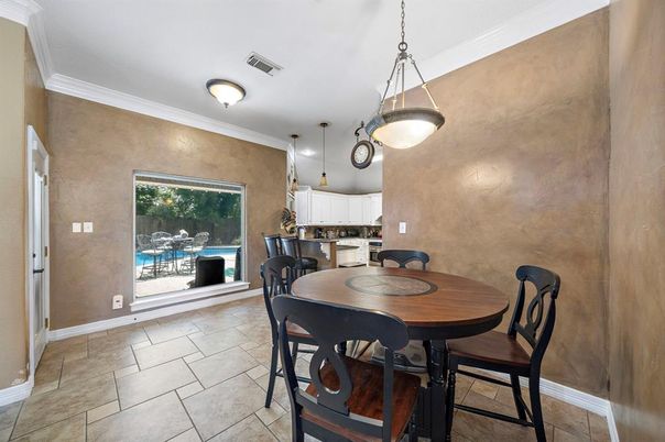 Dining room, Interior, Pendant Lights