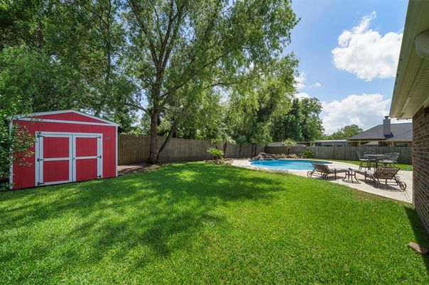 Backyard, Exterior, Pool